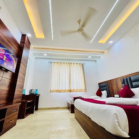 Hotel Ganga Palace - Agra 아그라 외부 사진
