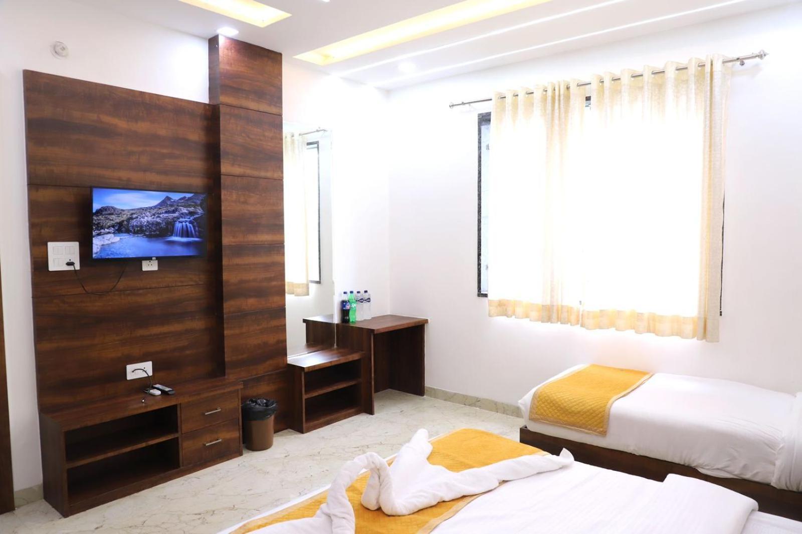 Hotel Ganga Palace - Agra 아그라 외부 사진